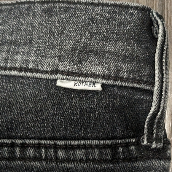 NWT Mother High Waisted Rascal Ankle Step Fray Jeans Night Garden Size 24 - Picture 10 of 15